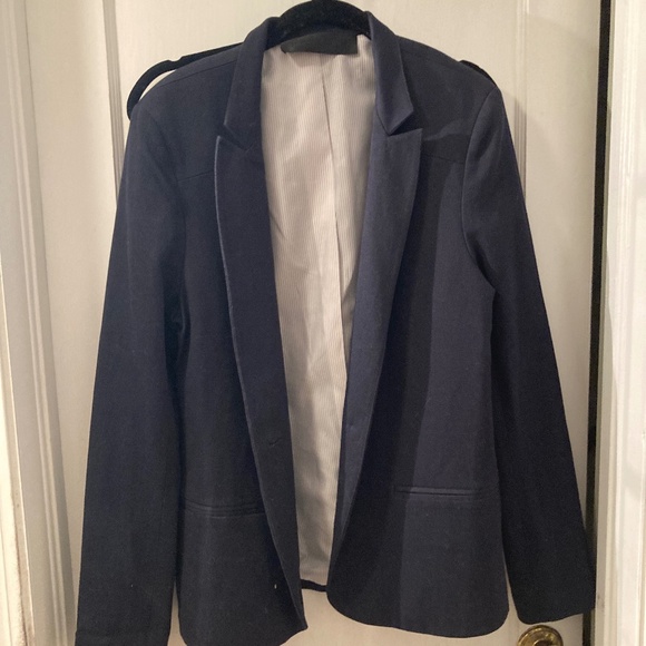 Jenni Kayne Jackets & Blazers - Jenni Kayne Cotton/Linen Navy Blazer, XL